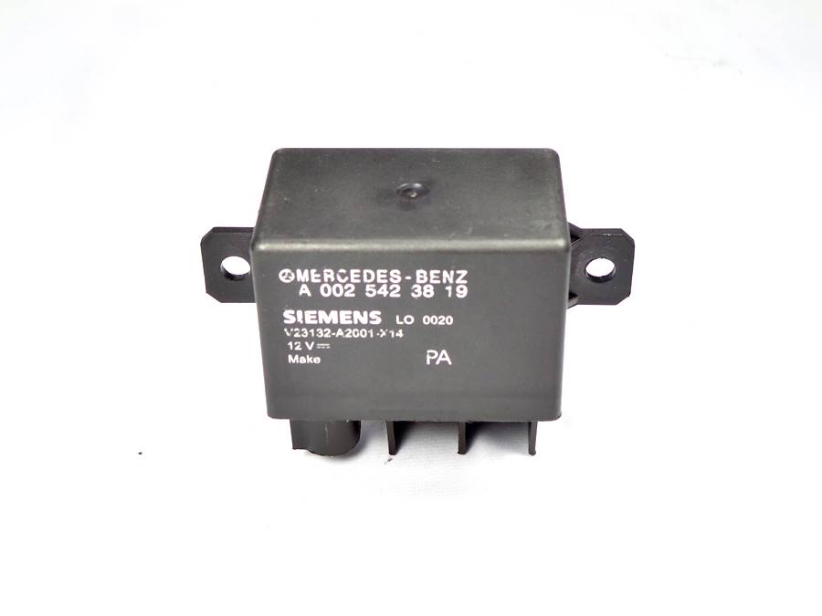 Auxiliary Battery Charging Relay Mercedes Used (1 Piece)